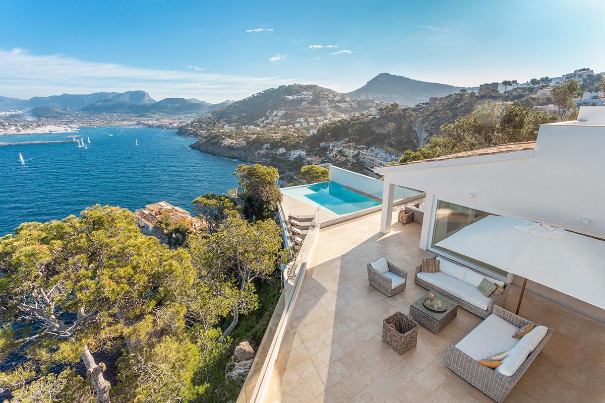 Villa en Primera Línea de Mar en Puerto de Andratx_02